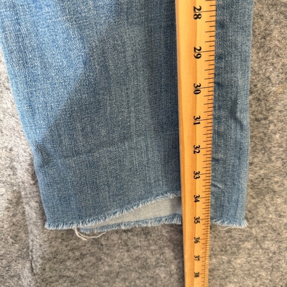 MOTHER Insider Crop Step Fray Jeans Blue Size 25 Raw Hem Some Marks - Picture 11 of 16